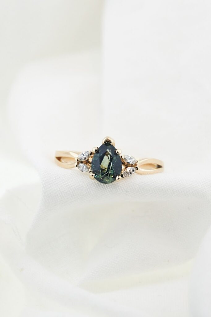 Make It Personal: A Holiday Guide to Custom Engagement Rings with Leddel